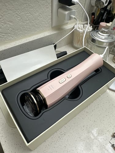 Customer photo review of INIA FLARE Microcurrent Facial Device