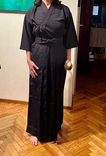 Customer photo review of *50% OFF* - 'KACHI' - Elite Featherweight Kendogi & Pleat-Lock Hakama Uniform Set