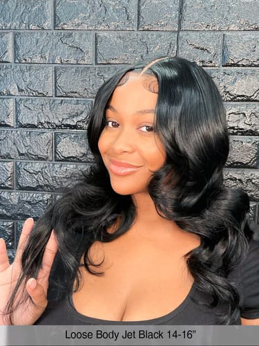 Customer photo review of Loose Body Wave Glueless Wig Invisible Small Knots 5x5 Swiss HD Pre-Cut Lace 180% Density