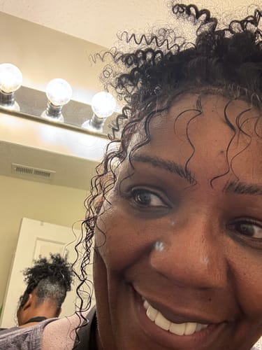 Customer photo review of Instant Dye Shampoo