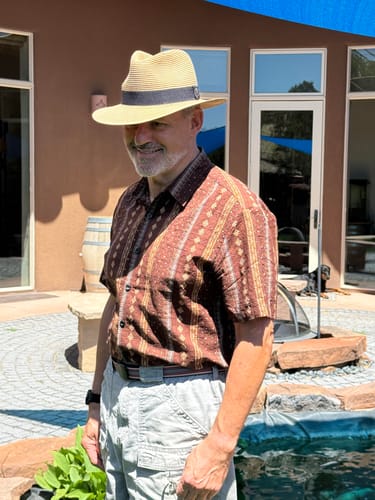 Customer photo review of Men's Retro Cotton Button Up 70s Short Sleeve Shirt