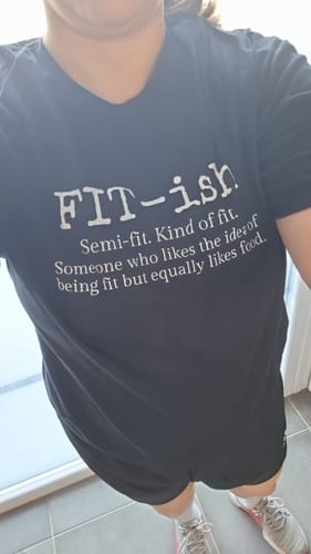 Customer photo review of FIT-ISH T-SHIRT