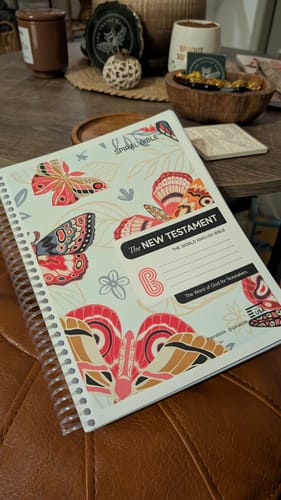 Customer photo review of Spiral Bible™ - WEB - New Testament - White Butterfly