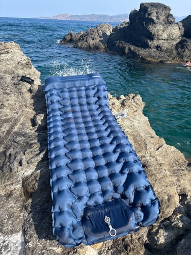 Avis photo d'un client sur MATELAS GONFLABLE COZIYA