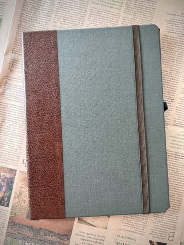 Customer photo review of Custom Book-Style iPad Case