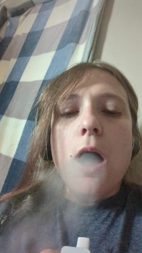 Customer photo review of White Zlusherz - Cake A THC-A Disposable 7G