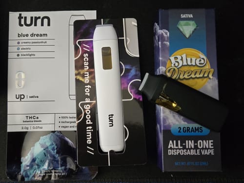 Customer photo review of Turn - 2G THCa Blue Dream - Sativa