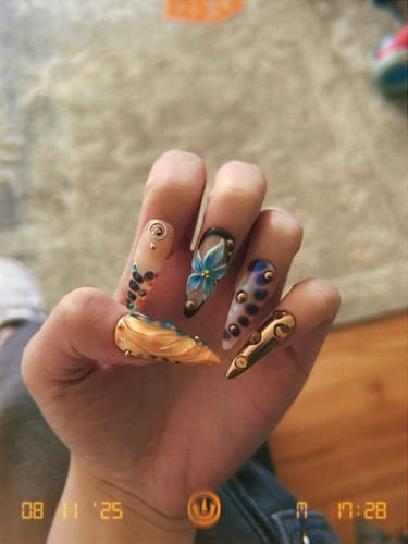 Customer photo review of Galactica