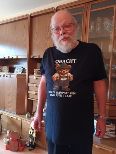 Customer photo review of I RAAF | Premium Shirt Unisex