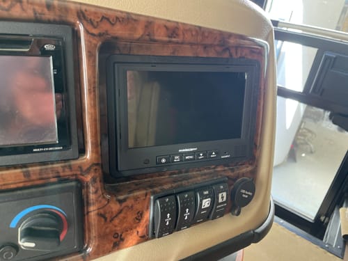 Customer photo review of MobileVision M130C | 7" Color LCD Safety Camera Monitor