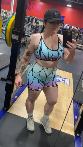 Customer photo review of Butterfly Seamless Shorts