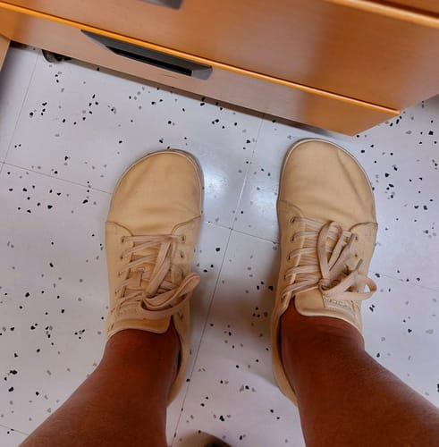 Customer photo review of Vaistoa Rento 2 -paljasjalkatennarit