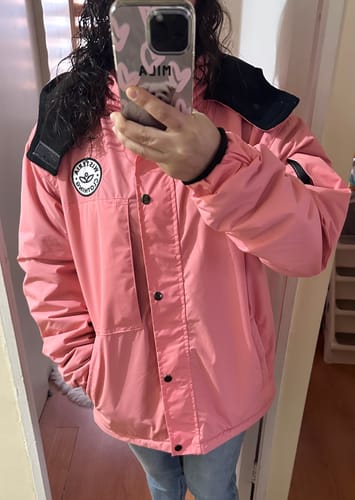 Customer photo review of Chaqueta Impermeable