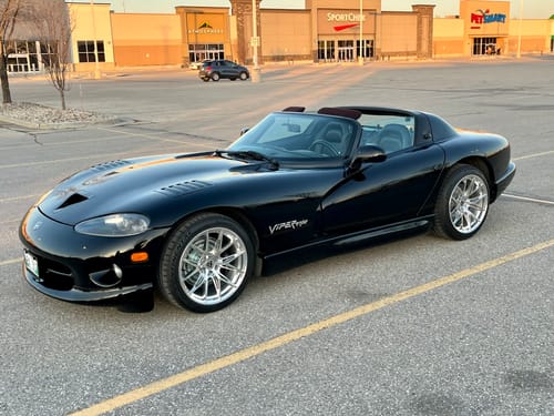 Customer photo review of CUSTOM FORGED MONOBLOCK WHEELS: RV-MH051 6 LUG