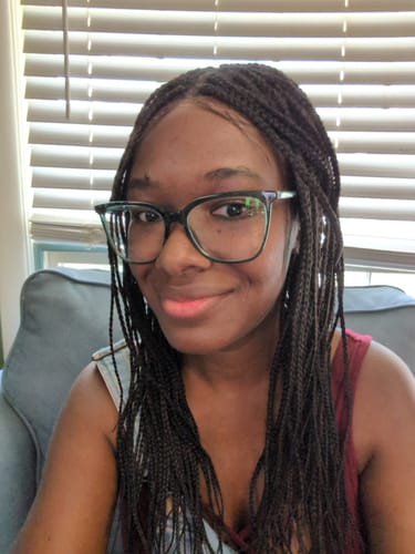 Customer photo review of Glueless 24" Pre Cut HD Full Elastic Lace Ready-To-Go Box Braided Wig With Flat Roots