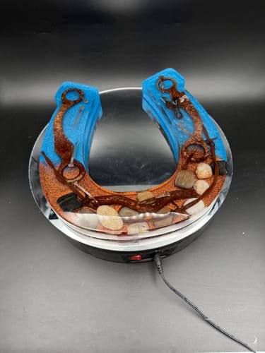 Customer photo review of 11.5x10.2x1" Large Horseshoe Silicone Mold