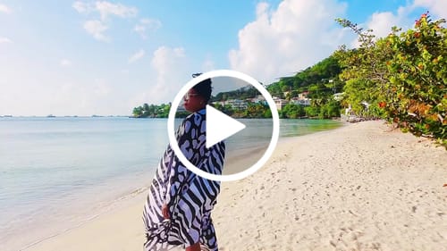 Customer video review of Karmyn Goddess Kaftan