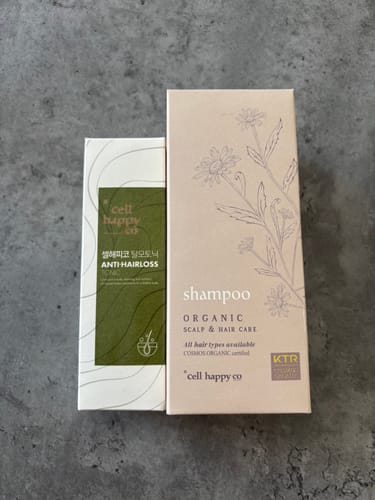 Customer photo review of Cell Happy Co - Shampooing réparateur anti-chute de cheveux - 300ml