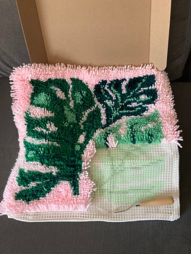 Customer photo review of Unbeleafable Latch Hook Cushion Kit