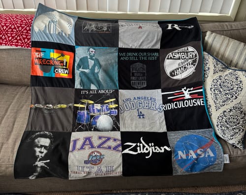 Customer photo review of Premium T Shirt Quilt