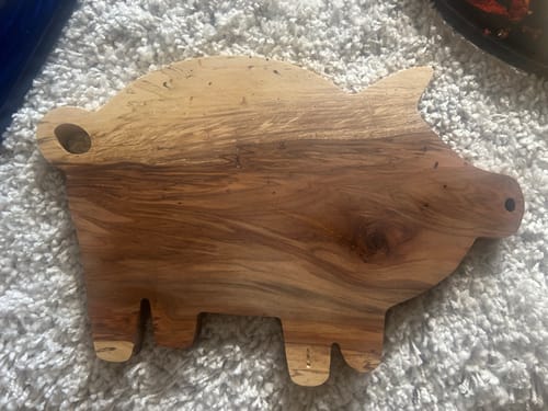 Customer photo review of 15.9x10.5" Pig Shaped Serving Board Acrylic Router Template