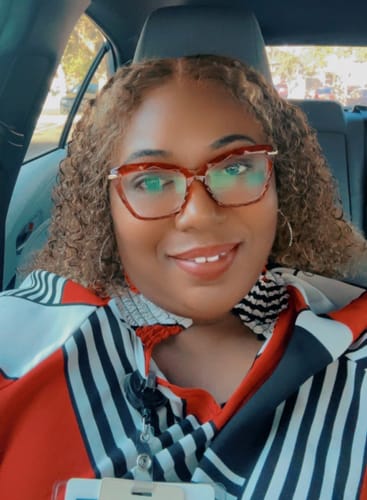 Customer photo review of CurlyMe Wear Go Glueless Highlights Ombre Hair Pre-cut HD Lace Kinky Curly Wig