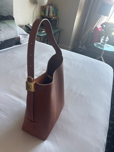 Customer photo review of LOW KEY HOBO MM 35 IN COGNAC SMOOTH CALFSKIN