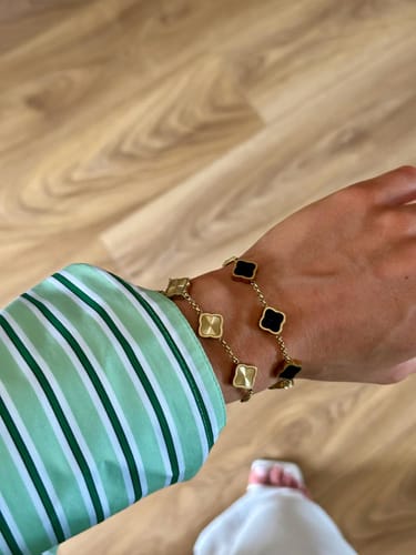 Customer photo review of Celine Clover Bracelet
