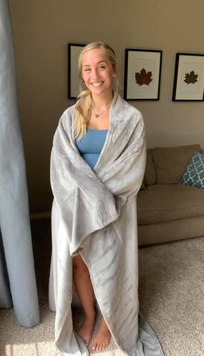 Customer photo review of Organix™ - Wearable Blankets
