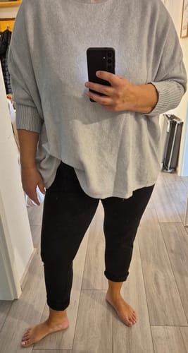 Customer photo review of KITTY Pullover - verschiedene Farben