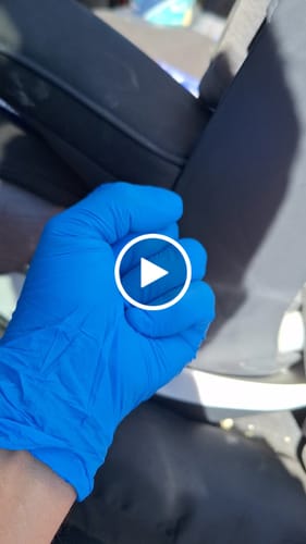 Customer video review of Nitrile Gloves 4 mil Blue Disposable Powder Free 100 Gloves Per Box