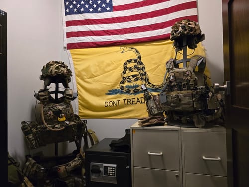 Customer photo review of Tabletop Gear Rack