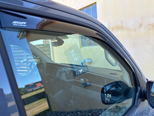 Customer photo review of Aerolift Windabweiser, Regenabweiser VW T5 - T6.1 Set
