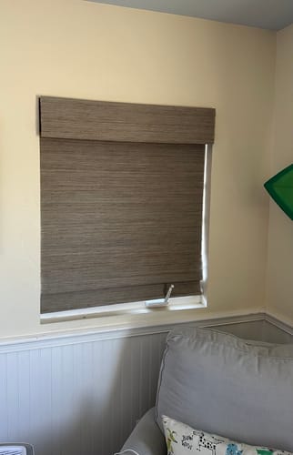Customer photo review of SmartWings Motorized Woven Wood Shades 50%/70%/100% Blackout Orithyia