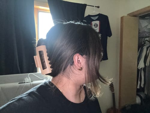 Customer photo review of cloud clip