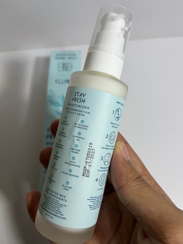 Customer photo review of Stay Fresh Moisturizer Controls Oil and Brightens