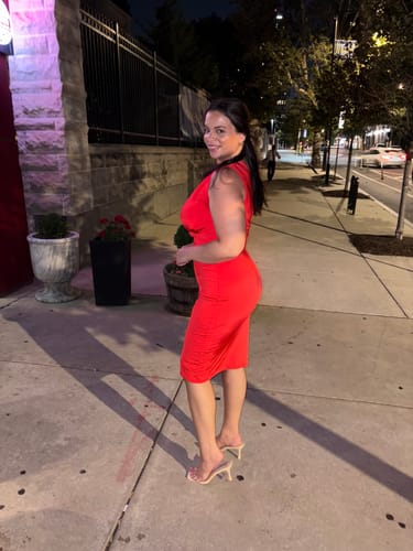 Customer photo review of Nat One Shoulder Front Knot Midi Dress - Red