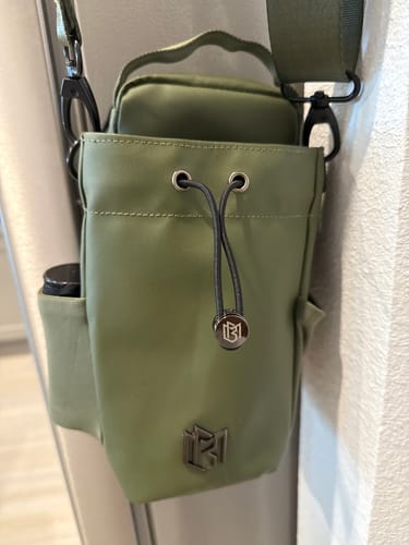 Customer photo review of MAGNETIC BOTTLE BAG