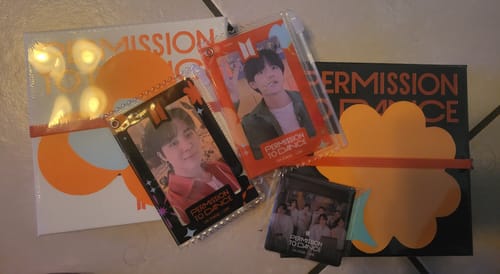 Customer photo review of BTS - PERMISSION TO DANCE ON STAGE LIVE WEVERSE SHOP GIFT SET