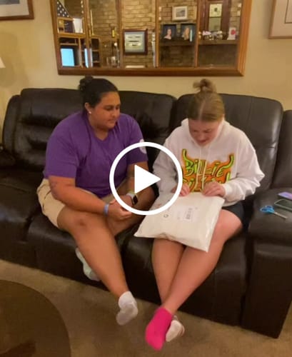 Customer video review of Premium T Shirt Quilt