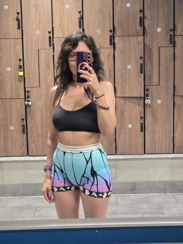 Customer photo review of Butterfly Seamless Shorts