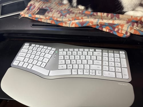 Customer photo review of Wireless Ergonomic Keyboard for Mac