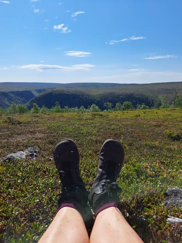 Customer photo review of Vaistoa Uoma 2 -paljasjalkavaelluskengät