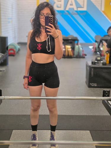 Customer photo review of Tormented Seamless Shorts