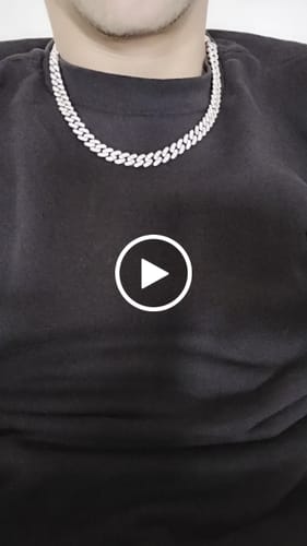 Customer video review of ICY CUBANA CHAIN.