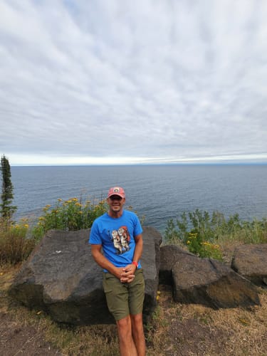 Customer photo review of Otter Backpacker Couple T-Shirt