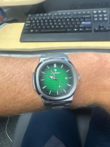 Customer photo review of Lucky Fours® Caspian