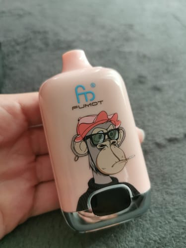 Customer photo review of RAndM Digital Box 12000 Puffs Disposable Vape