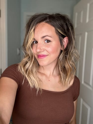 Customer photo review of Flex Hold Hairspray