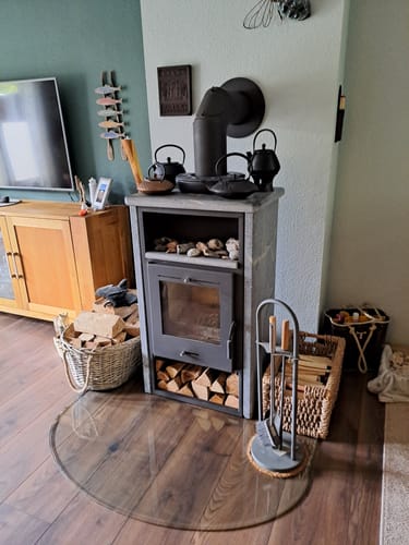 Customer photo review of Glasplatte Kamin, Funkenschutzplatte Glas für Kaminofen - Rundbogen